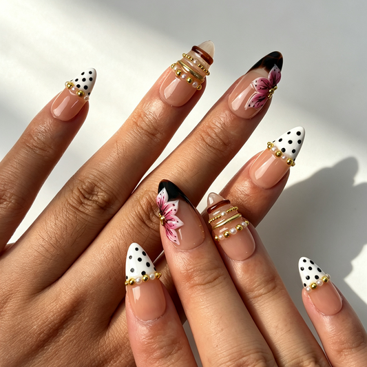 Mocha Petal autumn press‑on nails on‑hand display, retro casual manicure