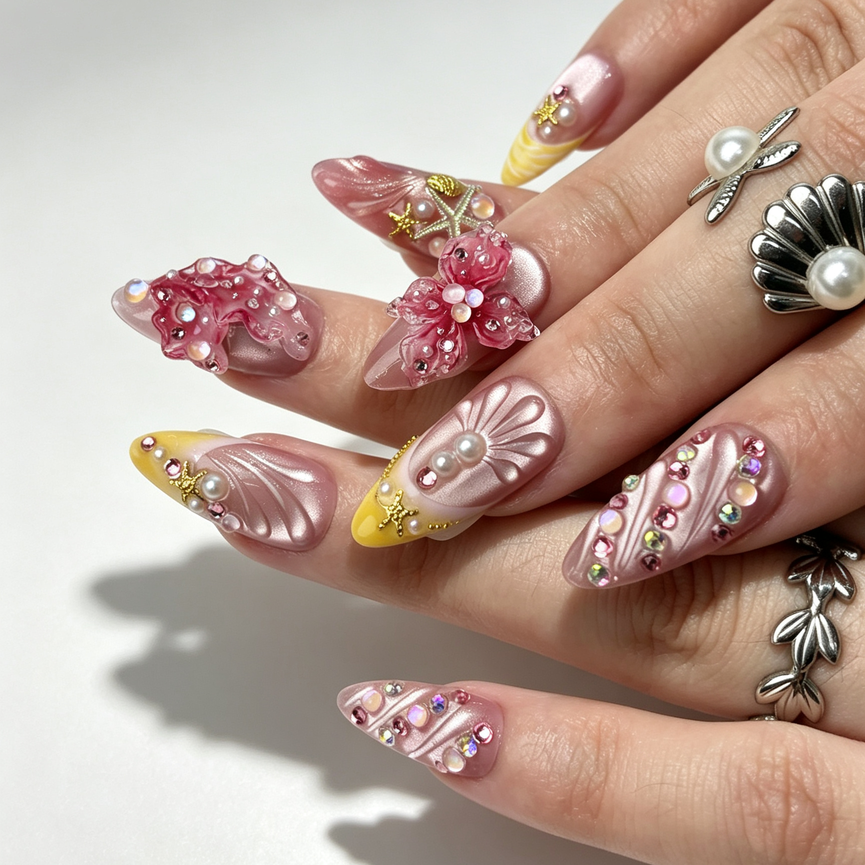 Close Up Ocean Nail Art, 3D Transparent Jellyfish Starfish Shell Multi-size Pearl Rhinestone Decor