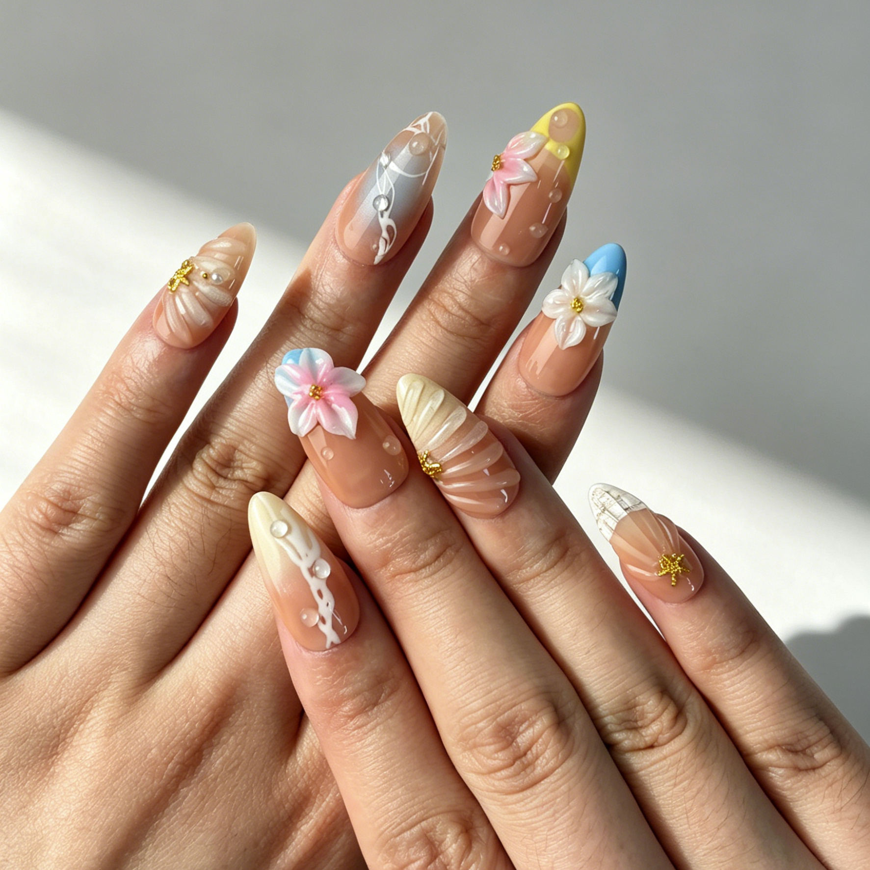 Summer Beach Press On Nails, Nude Gradient 3D Floral Starfish Nails on Hand