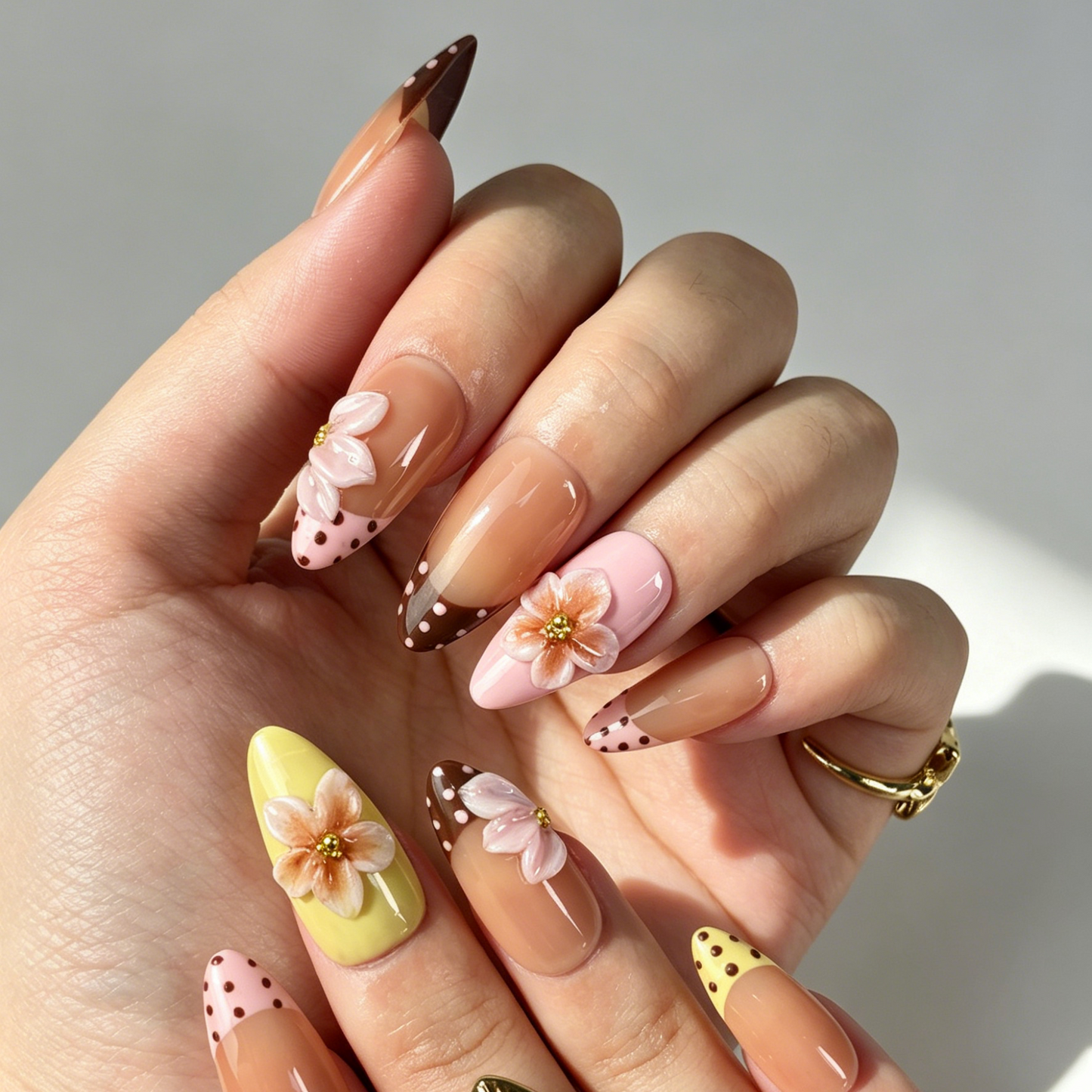 Close Up Nail Art, 3D Pink Flower Colorful Polka Dot Decor
