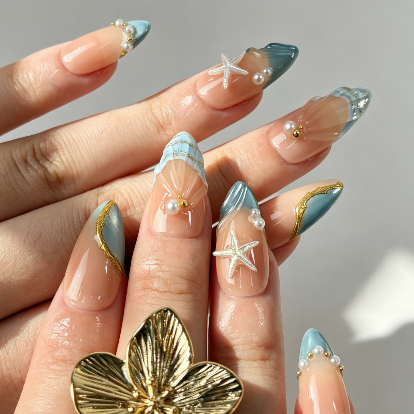 Glossy Medium Almond Summer Seaside False Nails Seashell Starfish Pearl Ornaments