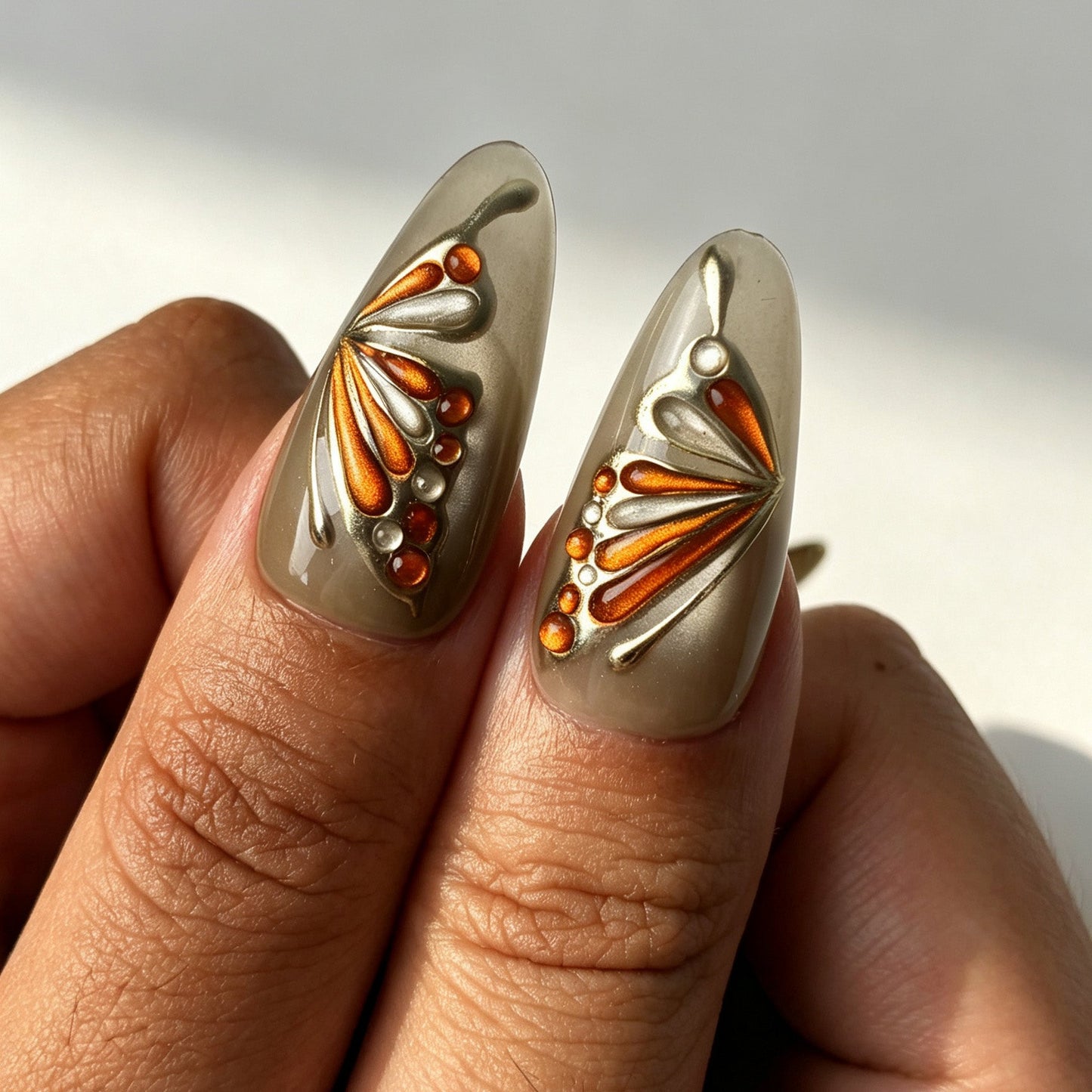 Amber Oracle