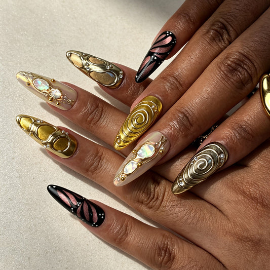 Gilded Bloom vintage press‑on nails on‑hand, festival special‑event manicure