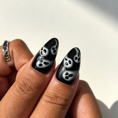 Ghostly Chic