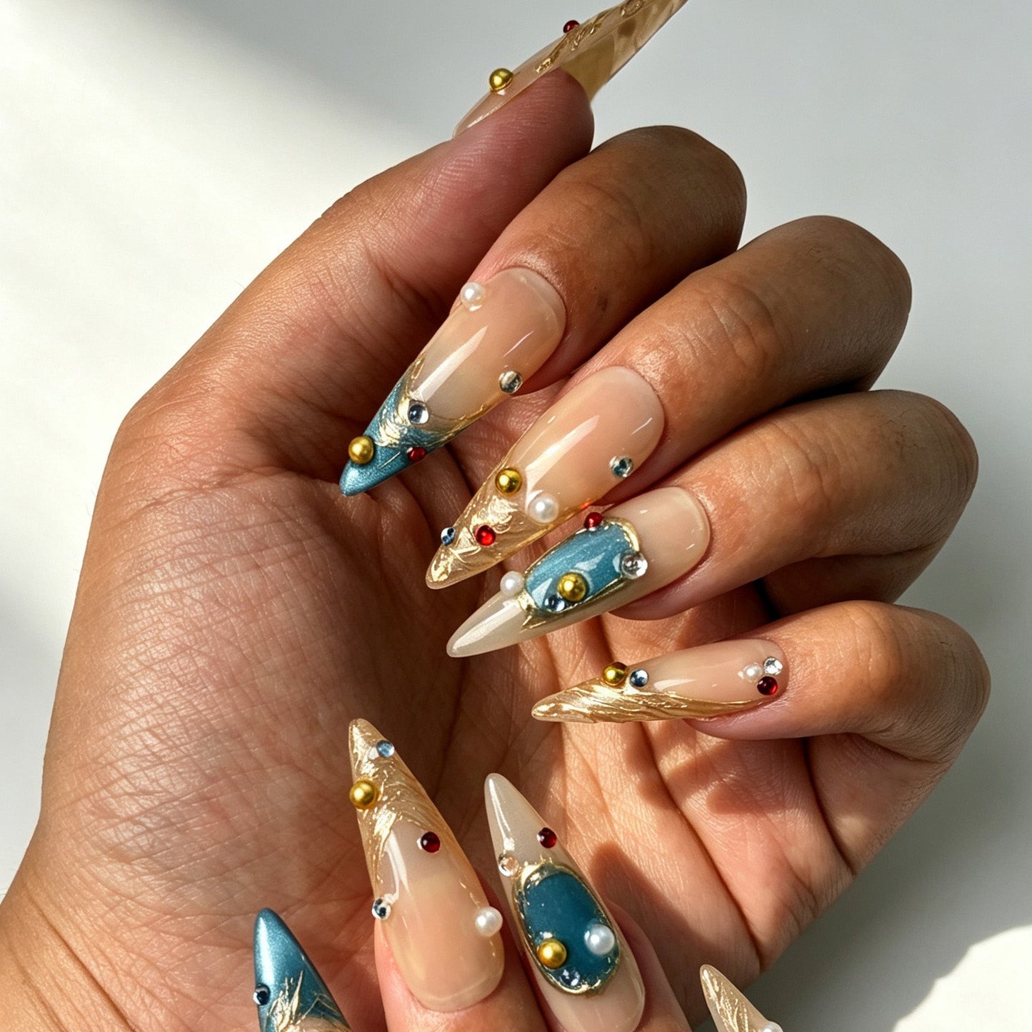 Soft nude teal‑gradient long‑stiletto reusable false nails luxury salon handmade style