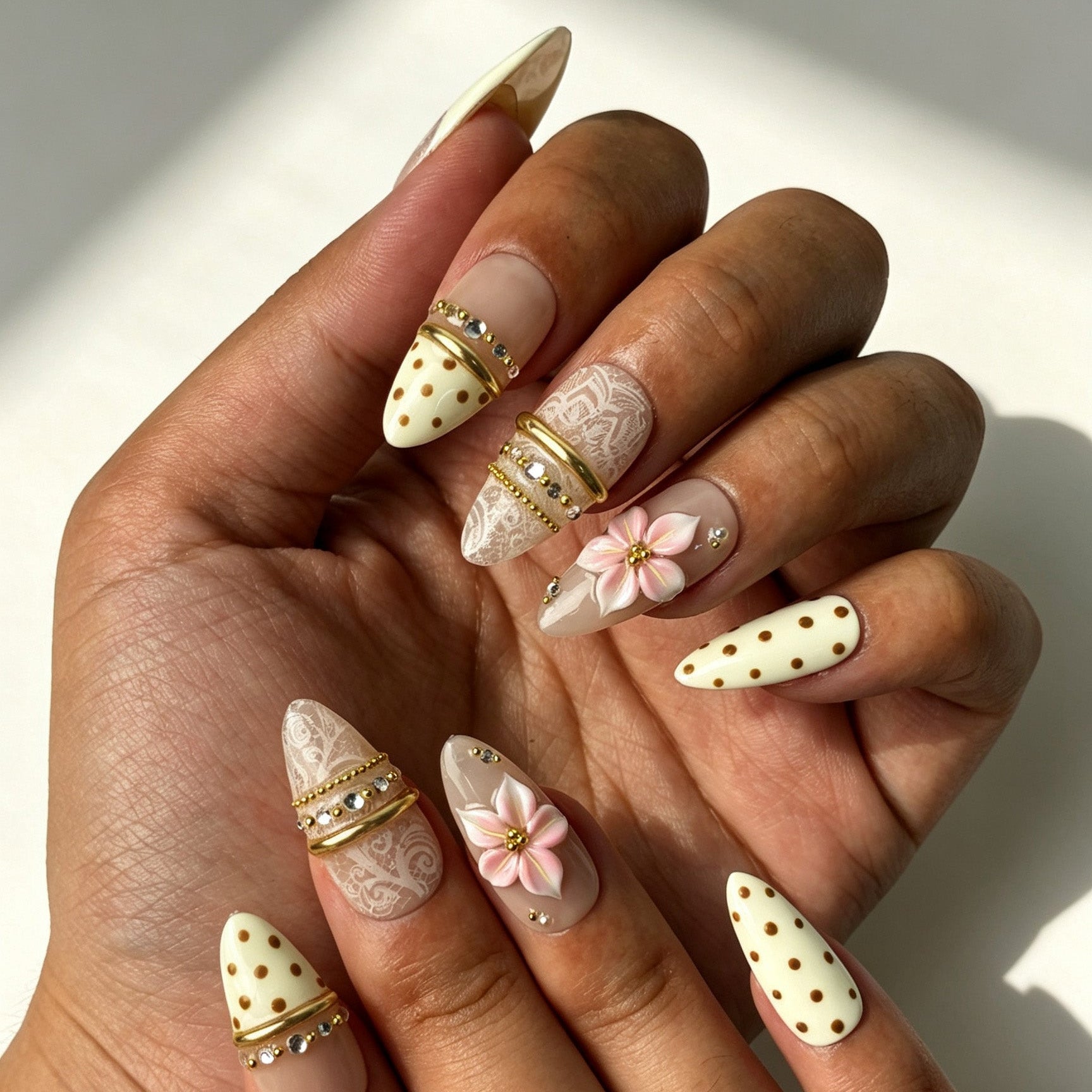 Soft Lace Bloom press on nails evening event romantic manicure